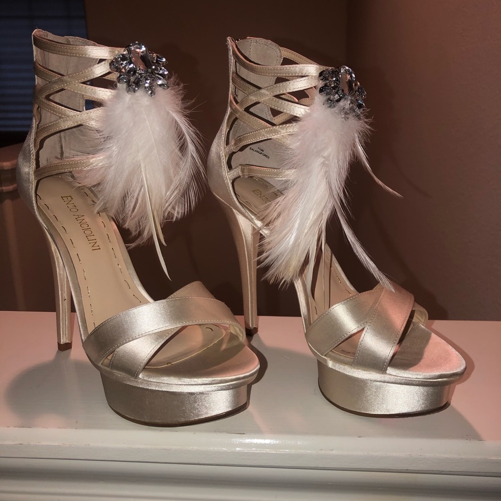 Ivory satin Enzo Angiolini Heel